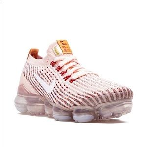 NIKE AIR VAPORMAX FLYKNIT SIZE 9